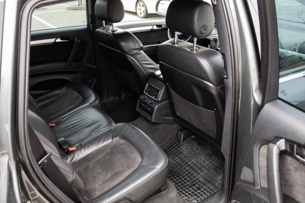 Audi Q7 3.0 TDI quattro Tiptronic S-line (2011) - 18