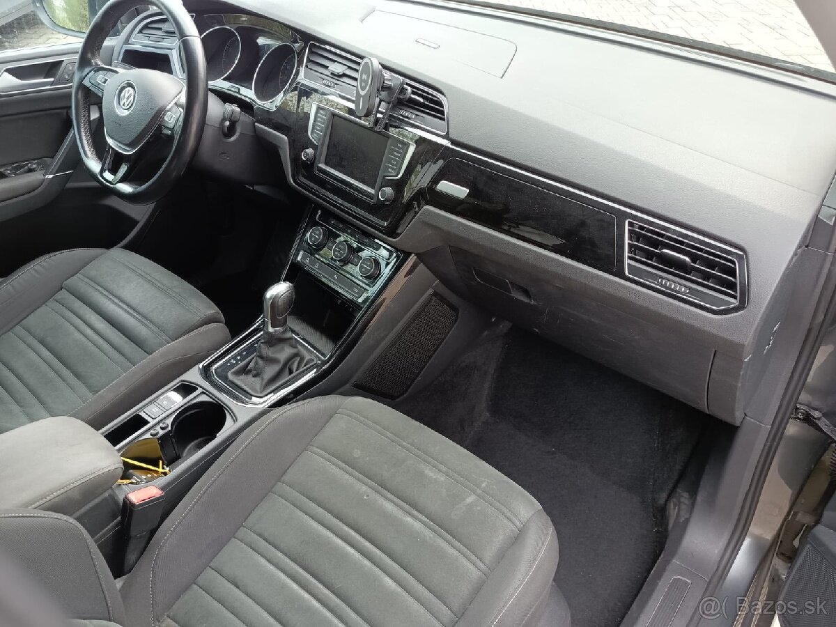VW TOURAN 1.4TSI DSG - 18