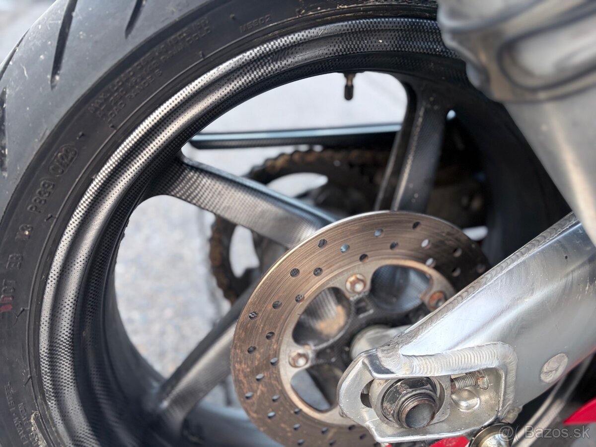 Aprilia Rsv 1000 - 18