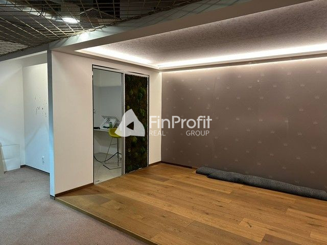 Na prenájom obchodné priestory so zvýhodneným nájomným vo vý - 18