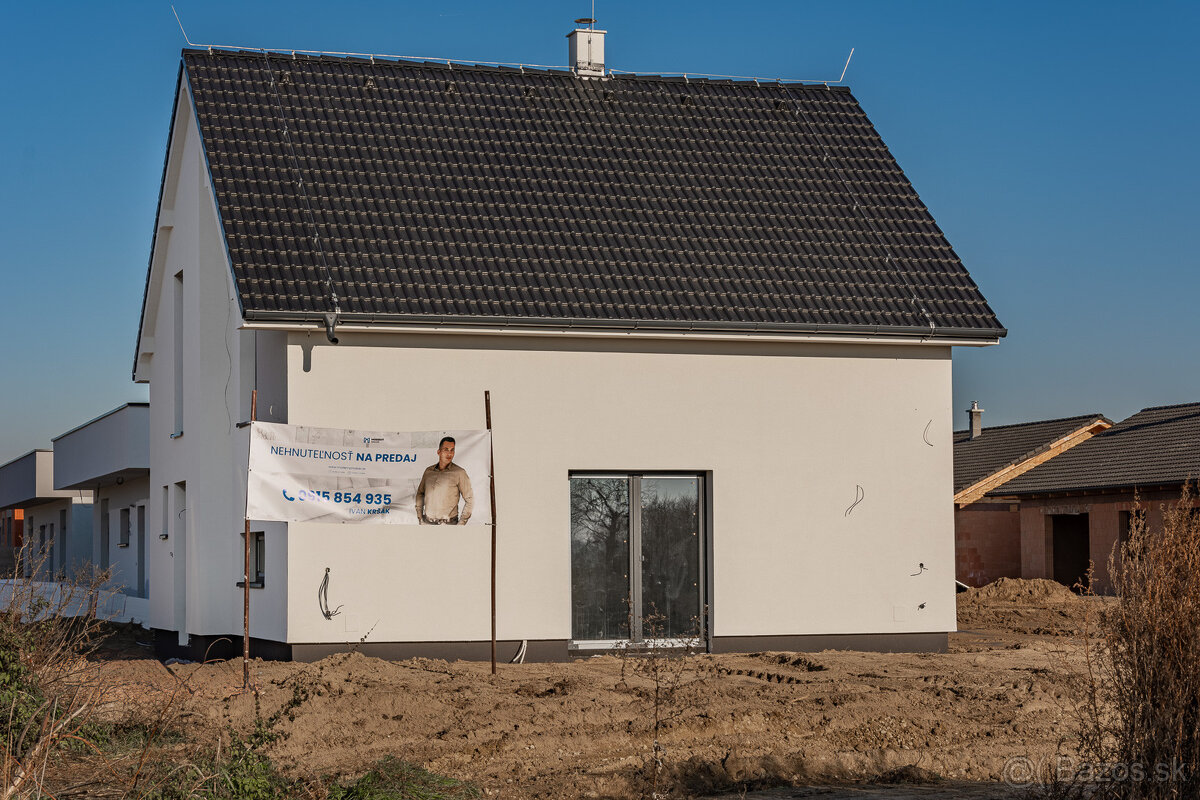Na predaj nadštandardná novostavba dvojpodlažného rodinného  - 18