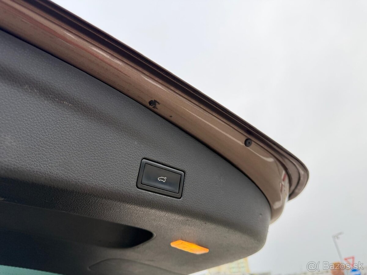 Volkswagen Sharan 2.0 TDI DSG Highline - 18