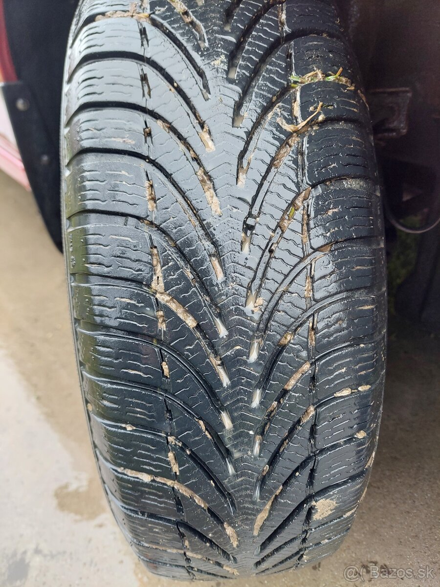 Nissan ALMERA II 1.5 benzín sedan - 18