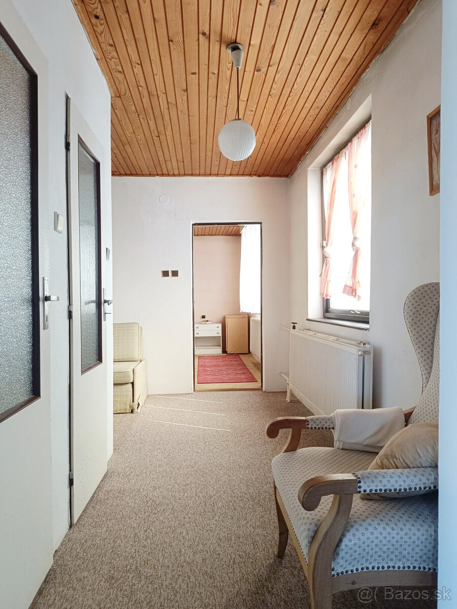 RD S KRÁSNYM POZEMKOM /237M2/ GARÁŽ,KRB,NOVÁ STRECHA PRI CEN - 18