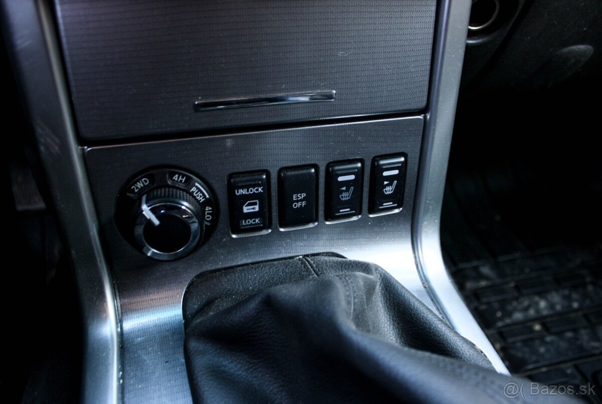 Nissan Navara DoubleCab 2.5 dCi - 18