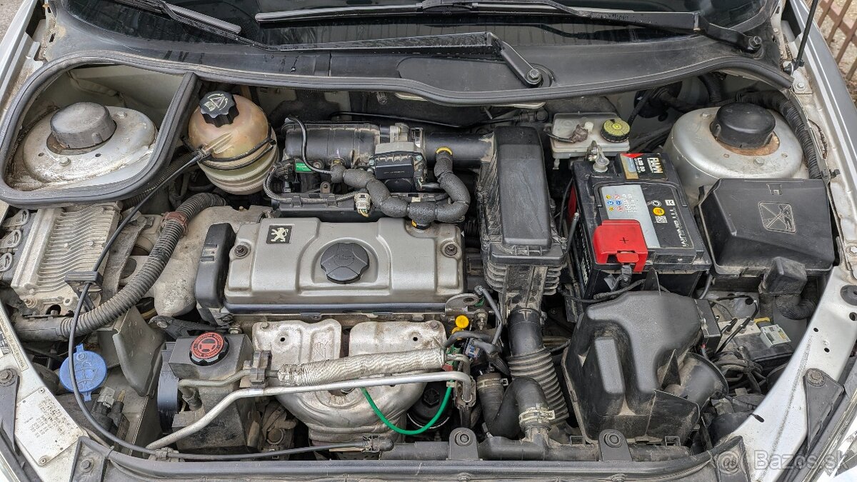 Peugeot 206 1.4 benzín hatchback r.v.2006 - 18