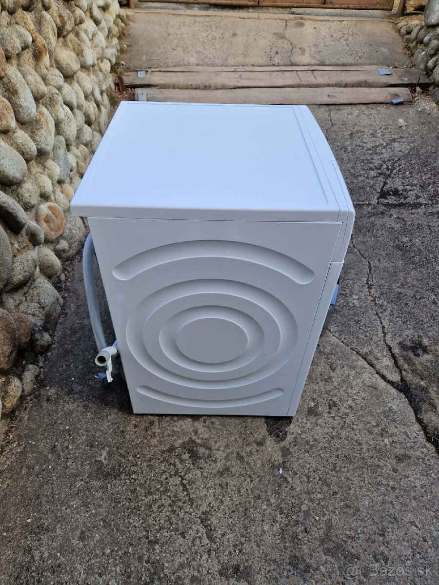 Bosch Home Professional ...8kg..1600 otáčková - 18