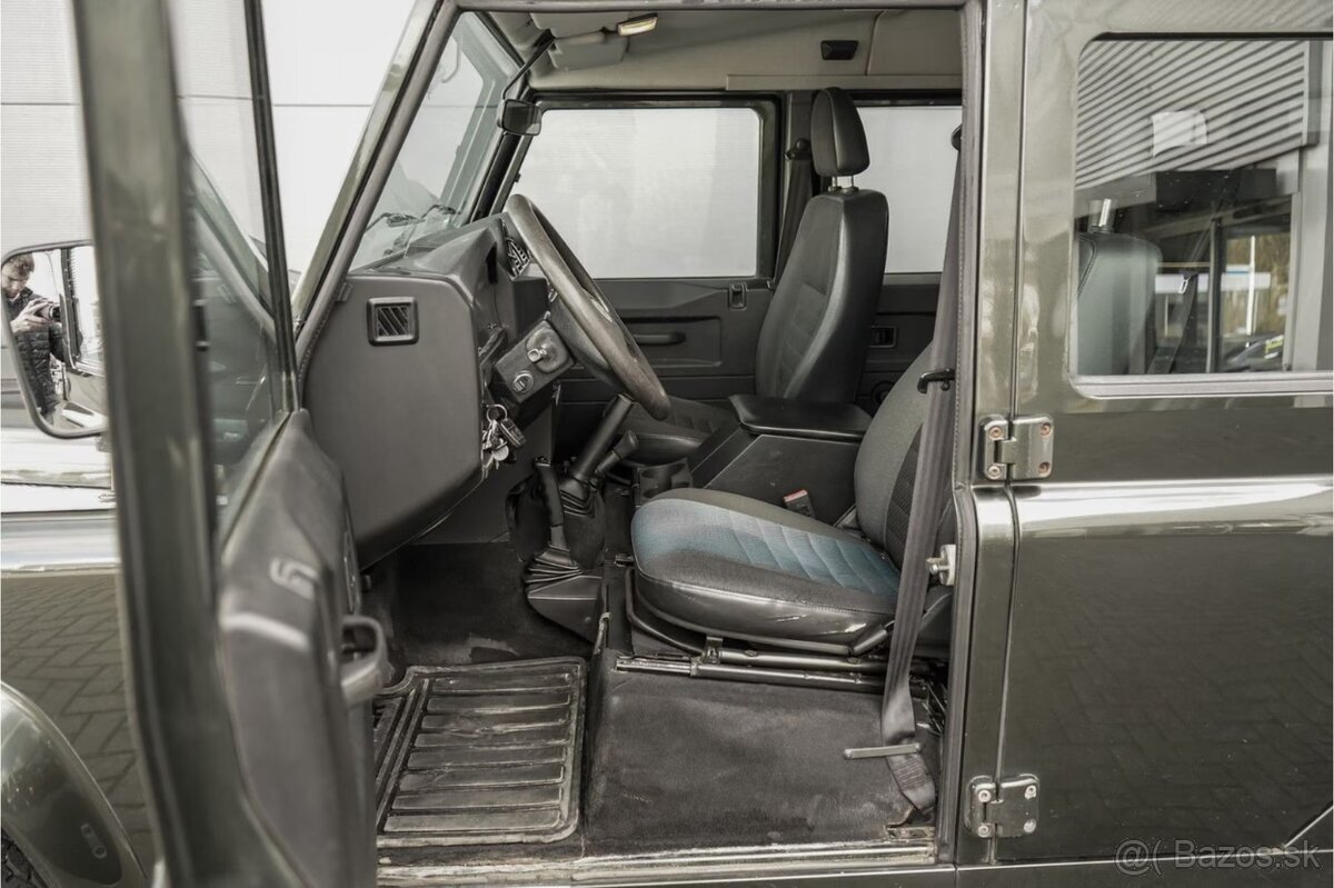 Land Rover Defender, 2.4 TD - 18