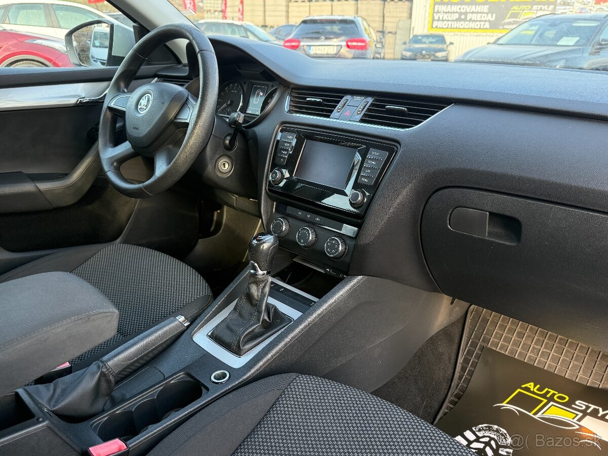 Škoda Octavia Combi 1.6 TDI Ambition 4x4 - 18