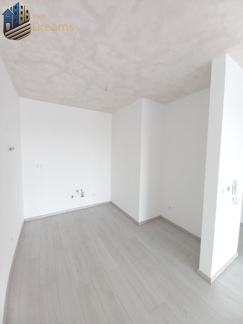 SKOLAUDOVANÉ Novostavba 2,3 izbových bytov a nebytových pri - 18