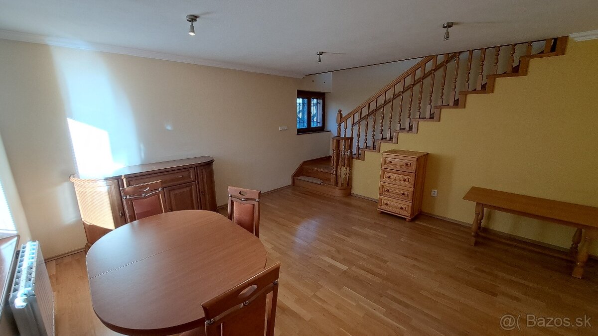 RODINNÝ DOM - Vrútky - Karvaša a Bláhovca - PRENÁJOM - 18