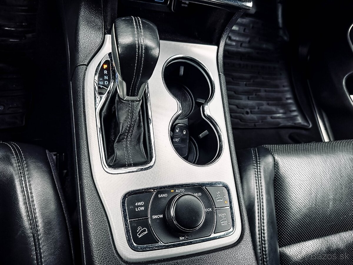 Jeep Grand Cherokee 3.0L V6 CRD Overland A/T - 18