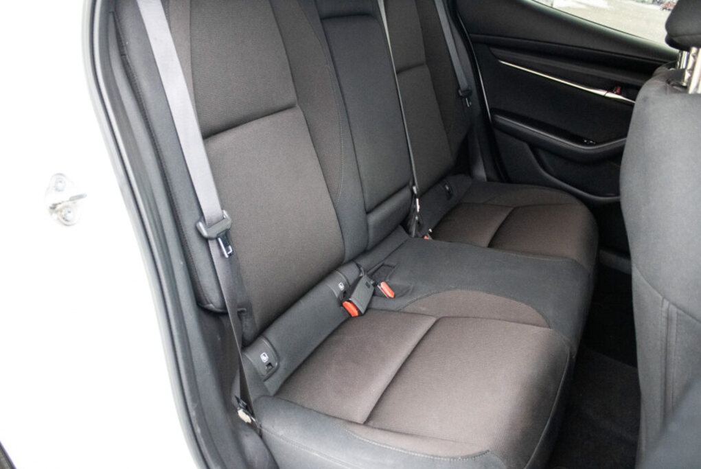 Mazda 3 90kW (2020). - 18