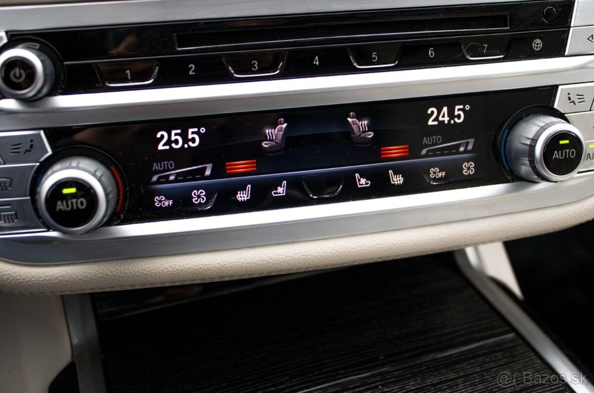 BMW Rad 7 730d xDrive A/T 2018 - 18