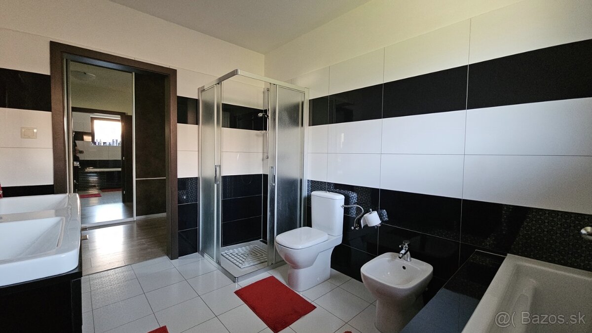 REZERVOVANÉ 4-izbový rodinný neďaleko mesta Nitra - 18