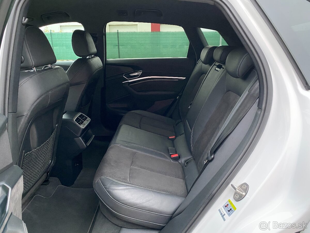Audi E-tron 55 quattro S line DPH - 18