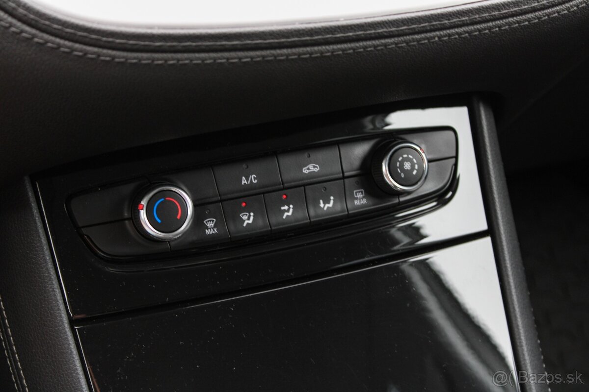 Opel Grandland X 1.2 Turbo - TOP STAV - 18