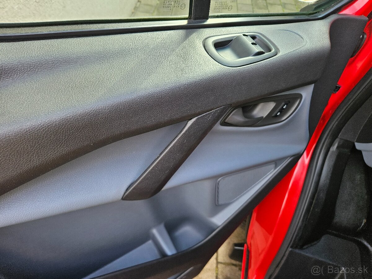 Ford Transit Custon 2,2tdci 74kw,9miest - 18