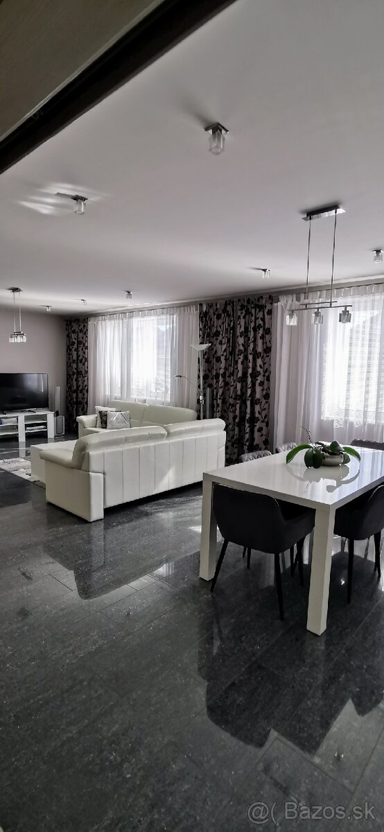 Výnimočná ponúka domu v ZM - 18