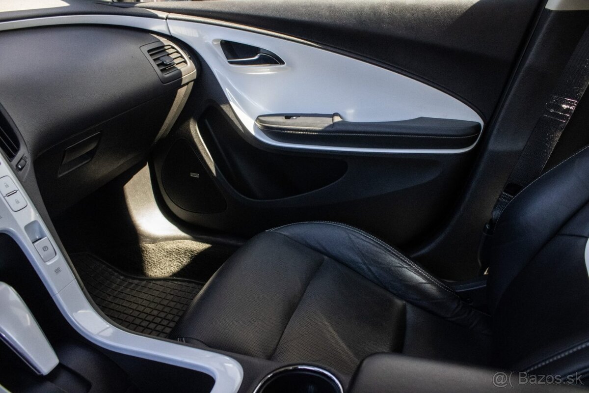 Chevrolet VOLT Plug-in hybrid 111 kW - 18