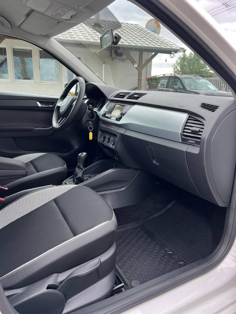 Škoda Fabia 1.0 TSI Ambition - 18