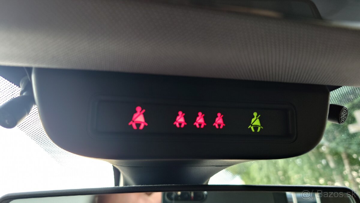 Predám Alfa Romeo Giulietta 1.6 JTD Distinctive - 18