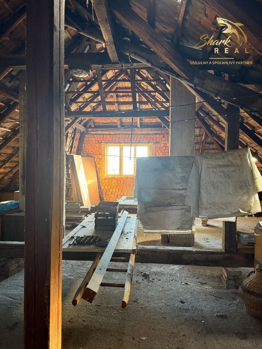 Na predaj starší 3-izbový rodinný dom Pezinok - Grinava - 18