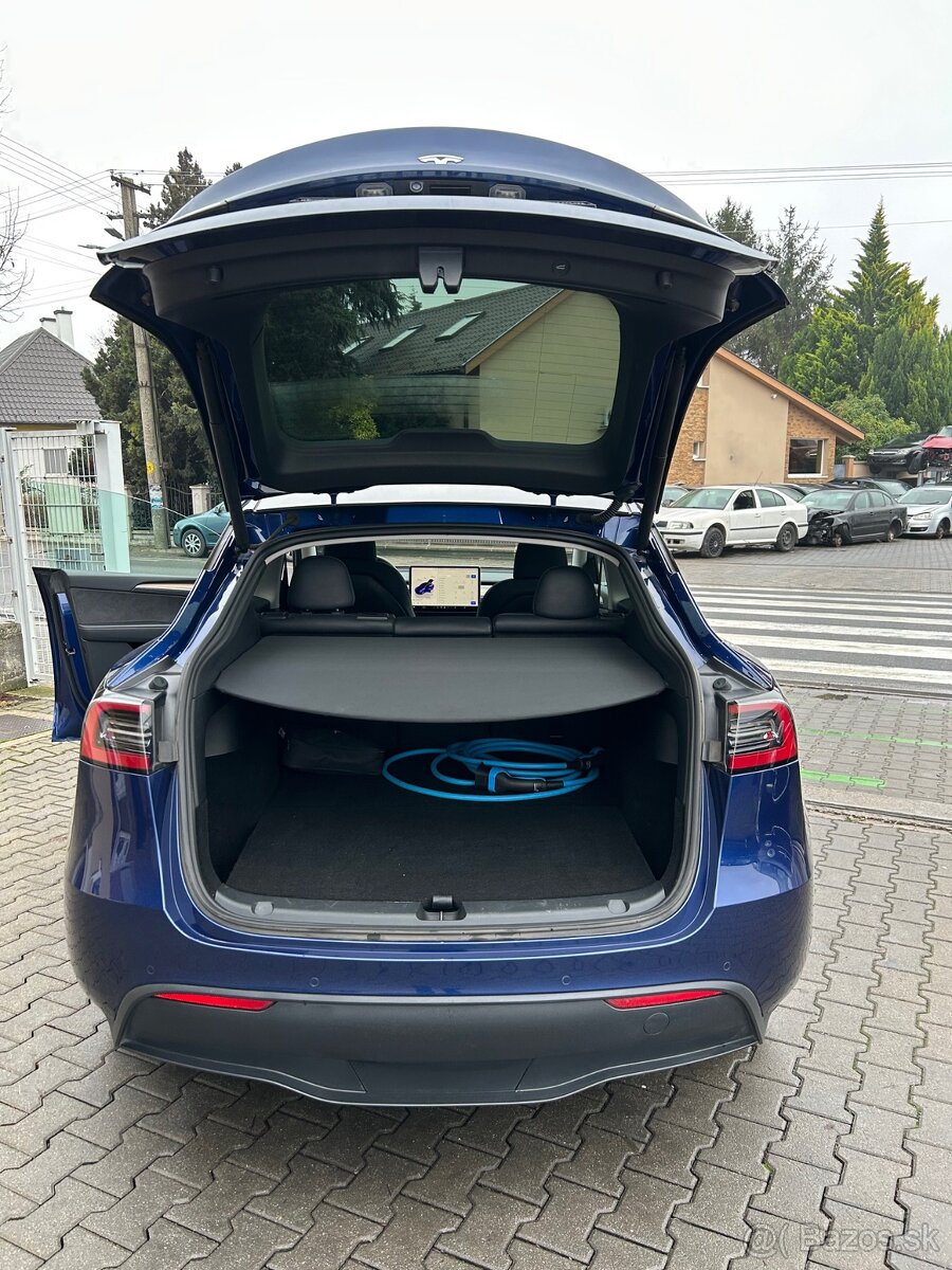 Tesla Model Y Dual Motor LongRange 75kWh 514 k pohon 4x4 - 18