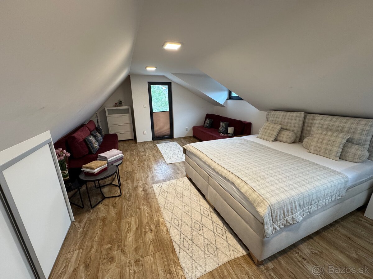 luxusná rekreačná chata v časti Dobrá - 18