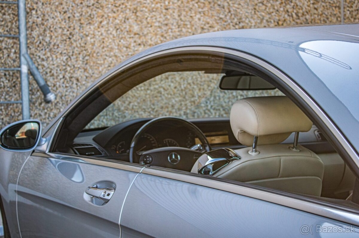 Mercedes-Benz CL 500 V8 - 18