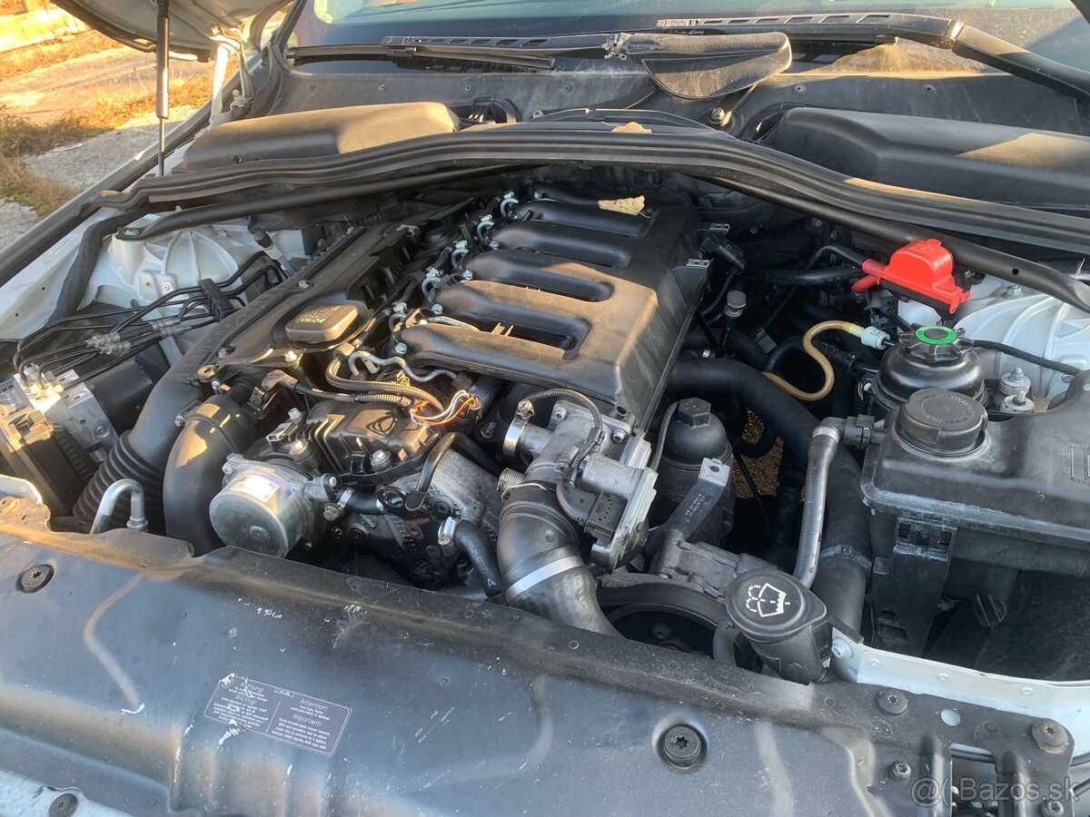 Rozpredam BMW e61 530xd - 18