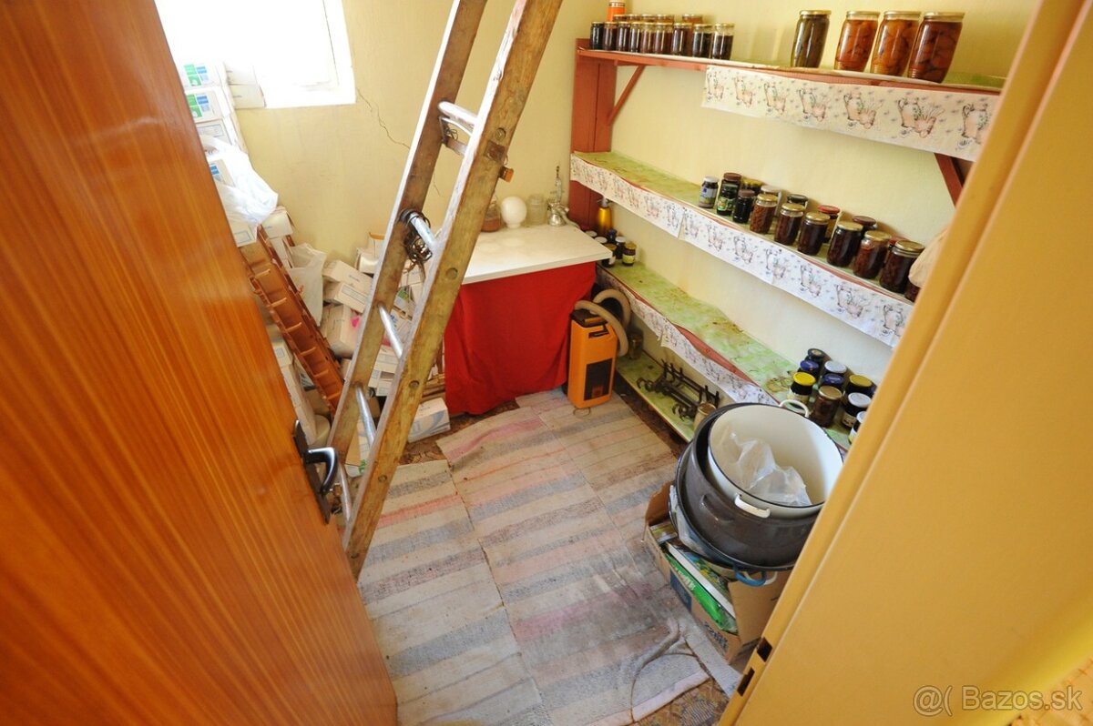 4 izbový poschodový rodinný dom na predaj - 18