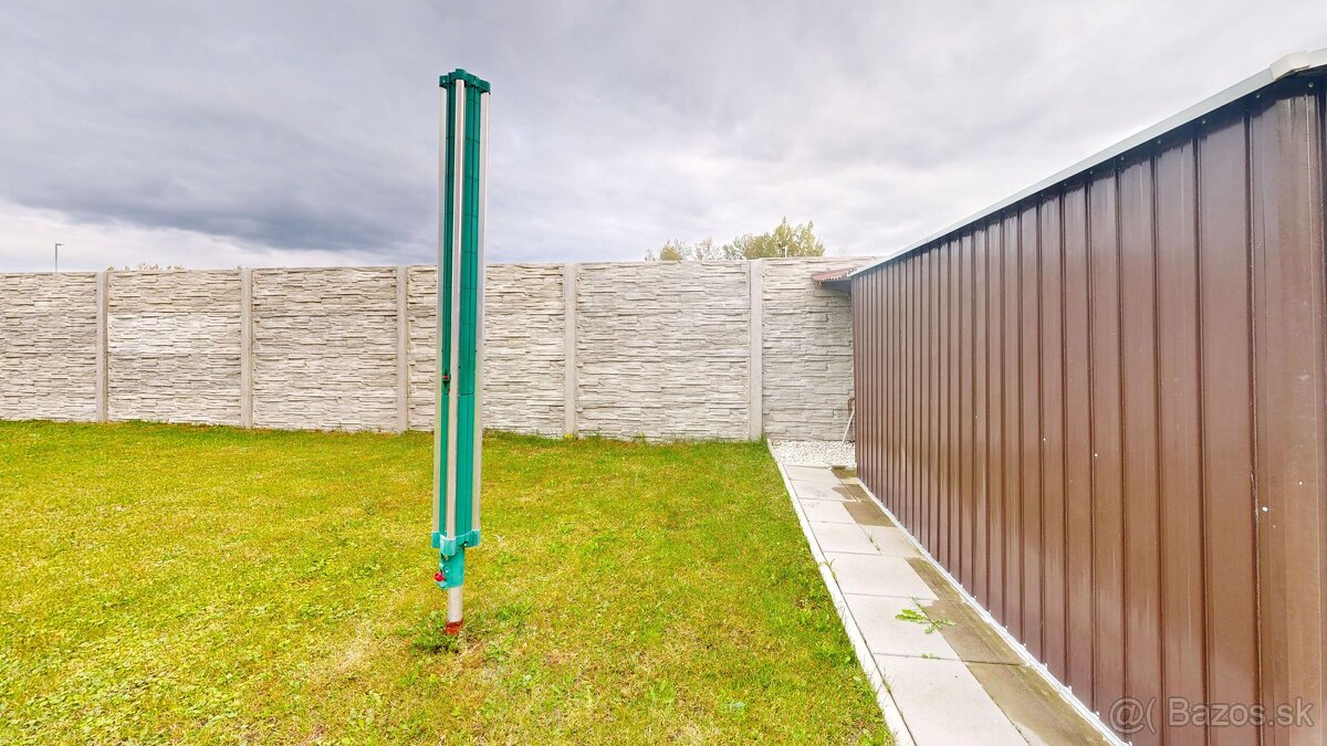 NA PREDAJ Moderný 4-izbový rodinný dom v tichej lokalite. - 18