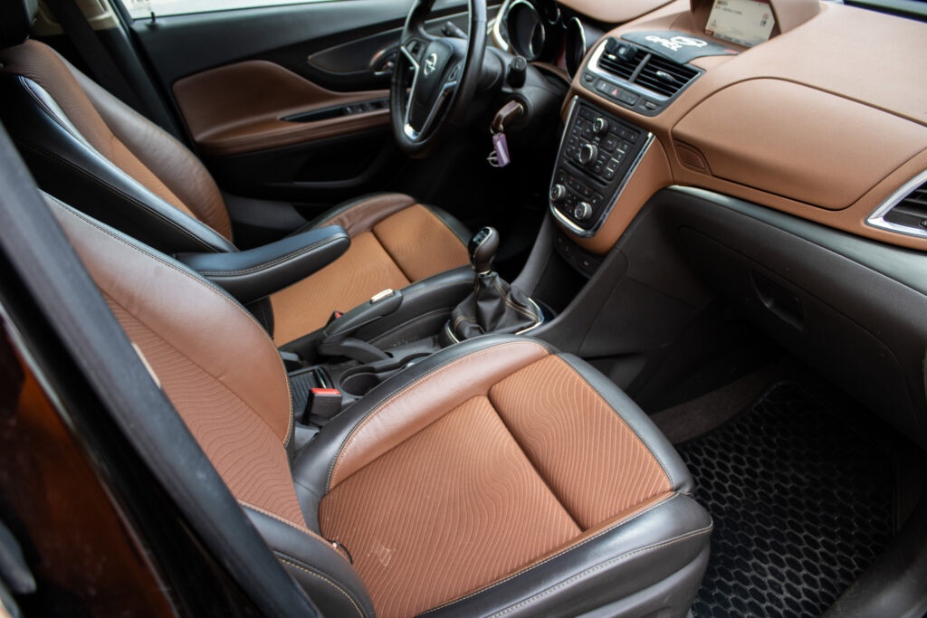 Opel Mokka 1.7 CDTI S/S 4x4 Enjoy (2014) - 18