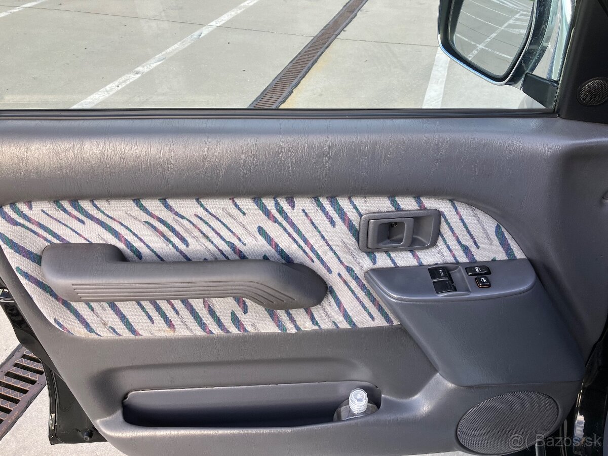 Toyota Land Cruiser J90 - 18