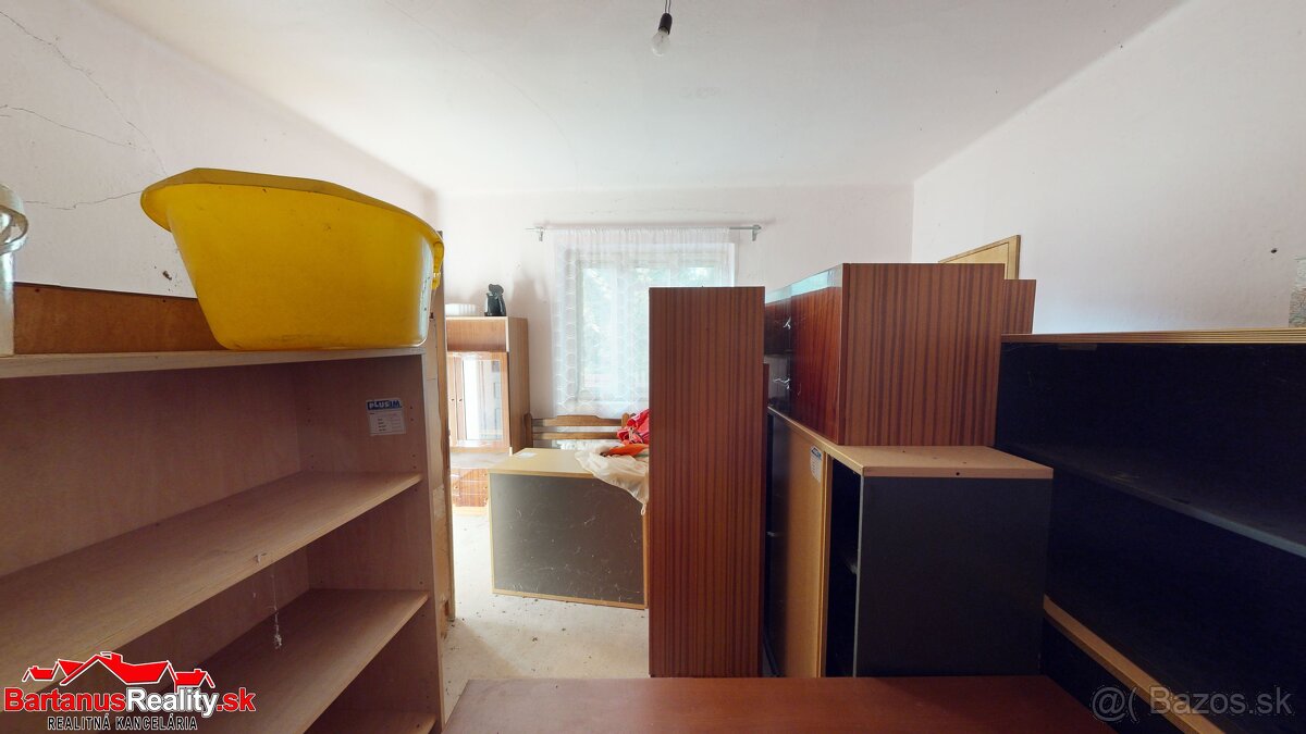 BartanusReality - Na predaj starší rodinný dom s veľkým poze - 18