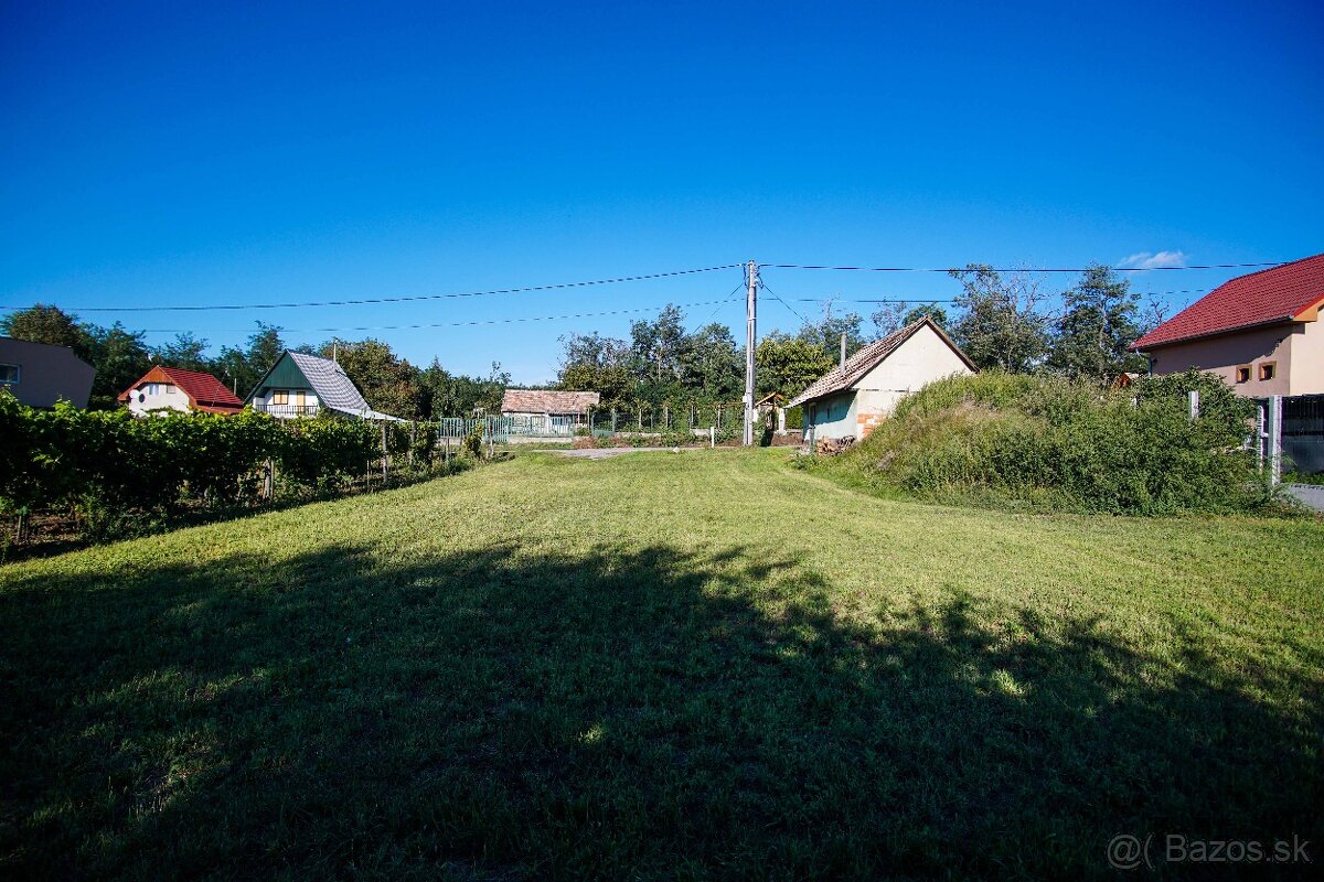 Na predaj pivničný dom v obci Svätý Peter - 18