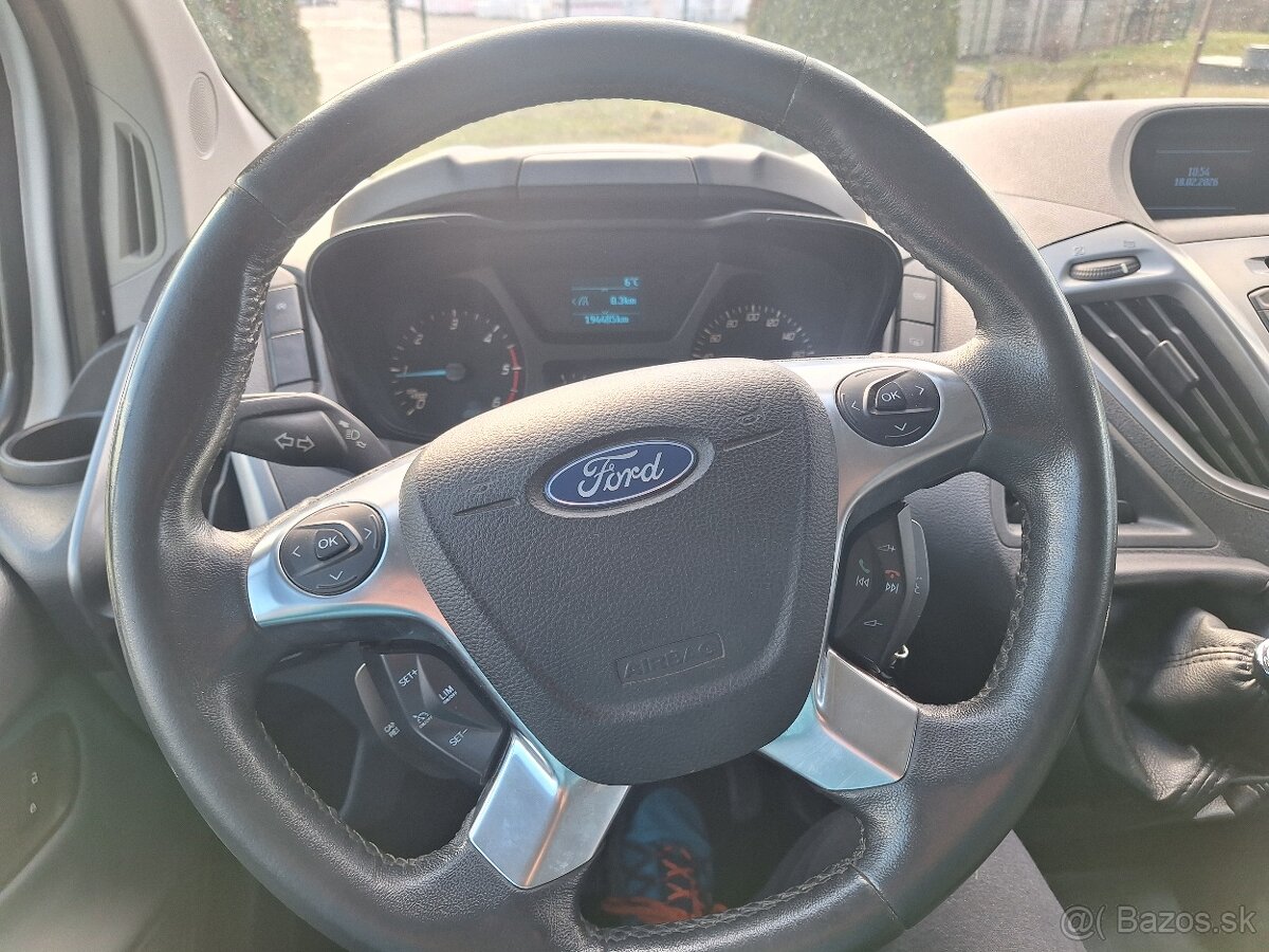 FORD TRANSIT CUSTOM 2,2TDCI KLÍMA ŤAŽNÉ - 18