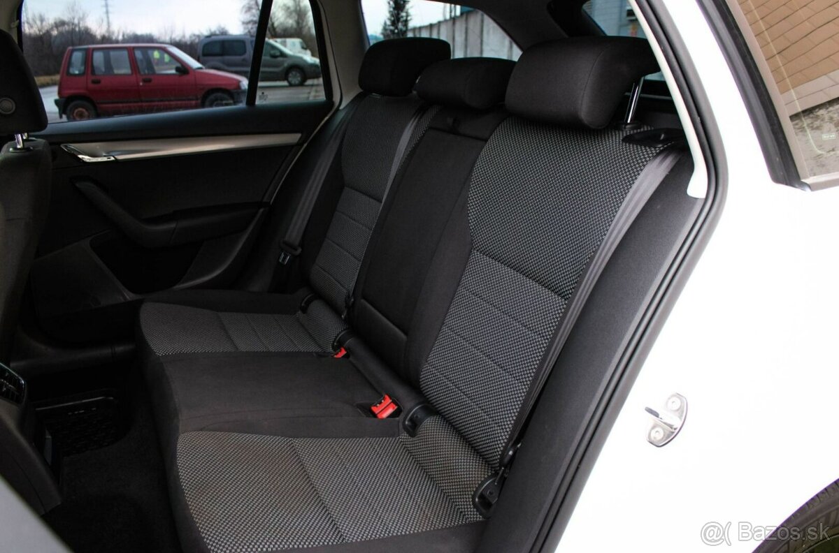 Škoda Octavia Combi 1.6 TDI 110k Active - 18