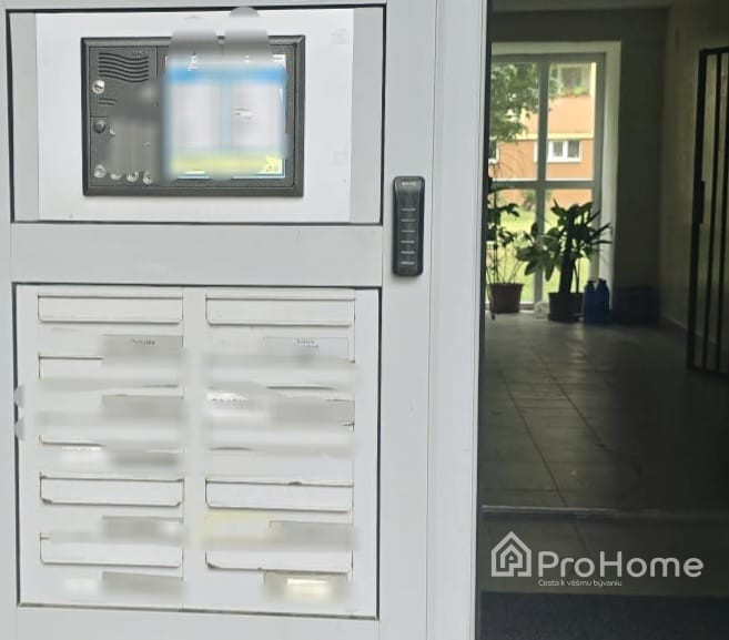 3 samostatné izby+kuchyňa s jedálňou–Petržalka, Andrusovova - 18