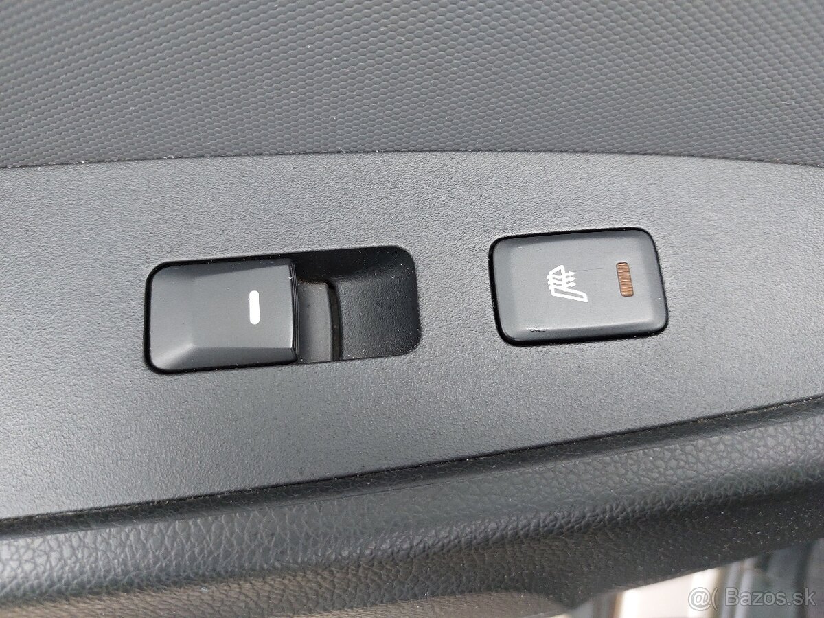 Kia Sportage 2.0 CRDi VGT 4WD LX A/T - 18