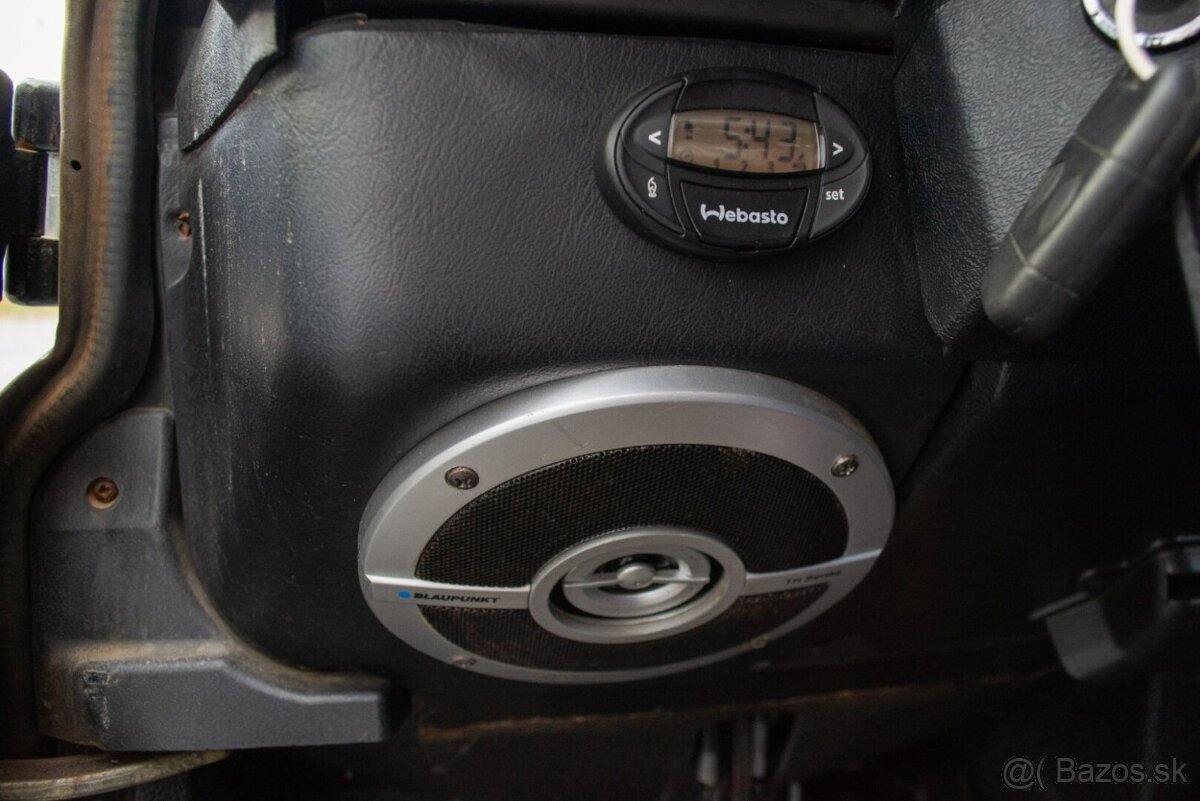 Land Rover Defender 110 2.5 Td5 HC PickUp - 18