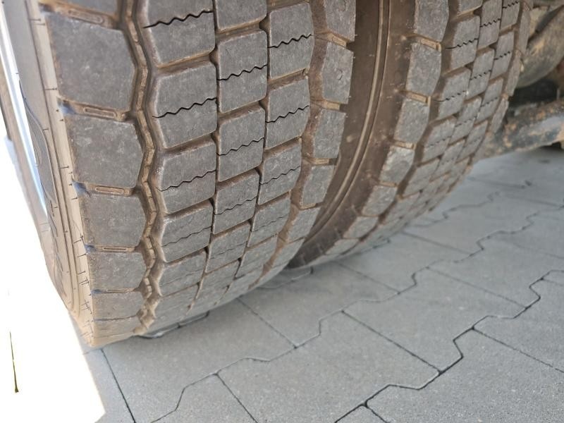 MAN TGL 12.220 KLIMA, LŮŽKO, ČELO - 18