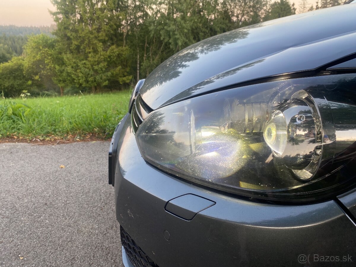 Volkswagen Golf VI 2.0TDI Variant Panoráma,Bi-LED - 18