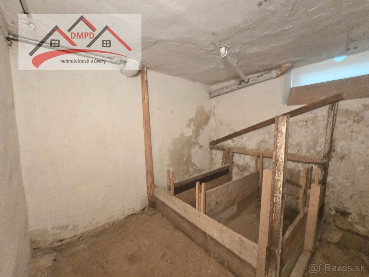 Ponúkame Vám na predaj rodinný dom v obci Ráztočno. - 18