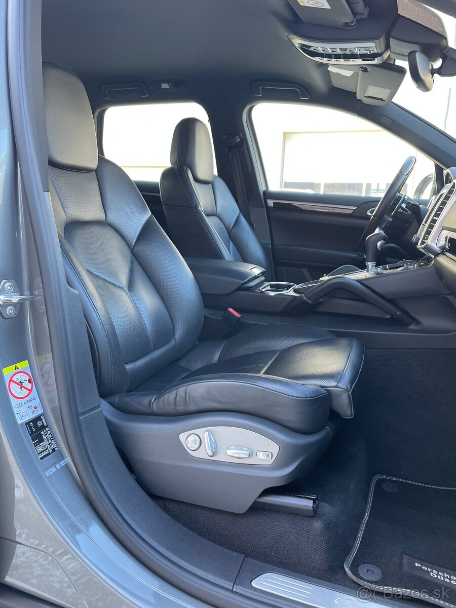 Porsche Cayenne 3.0 TDI Facelift TipTronic GTS Packet DPH - 18