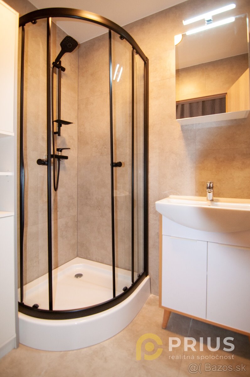 PRENÁJOM - 3 IZBOVÝ BYT SO ZARIADENÍM, ONDREJOVOVA ul. - 18