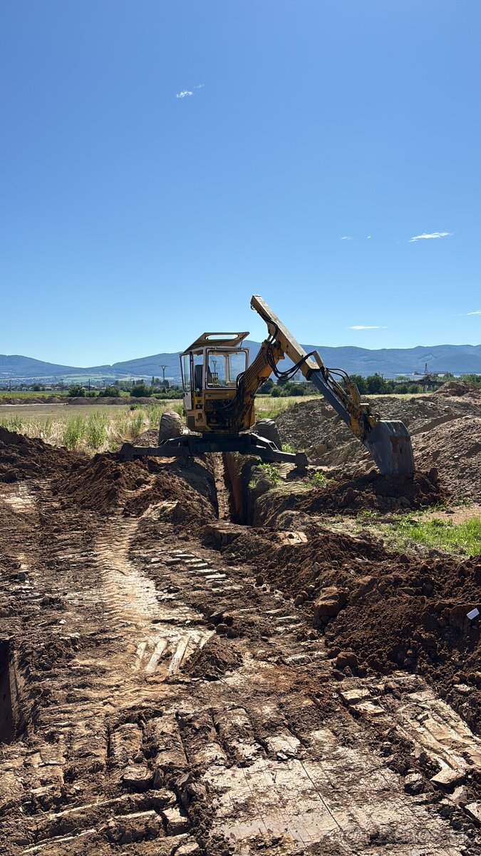 Tatra 815 S3 - Menzi Muck (kráčajúci bager) - 18