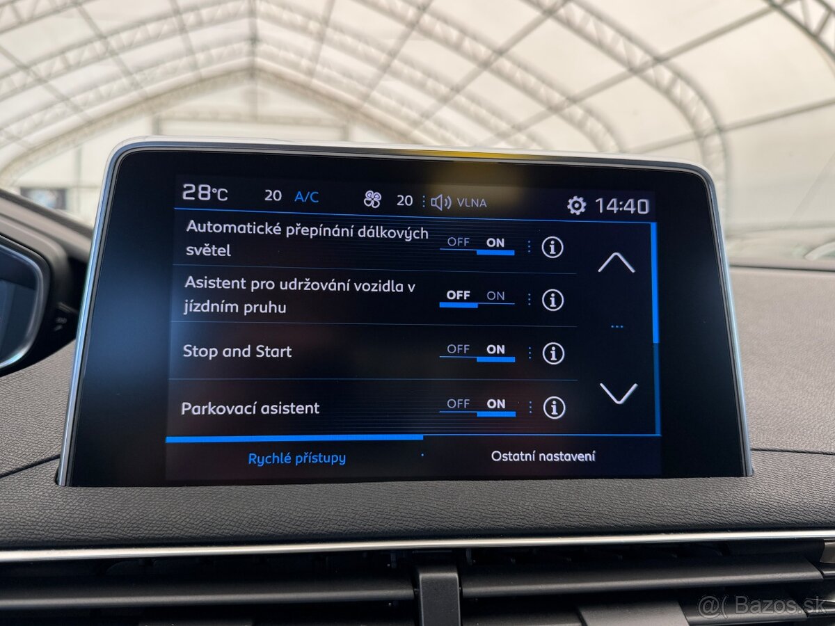 Peugeot 3008 1.2 PureTech Allure - 18