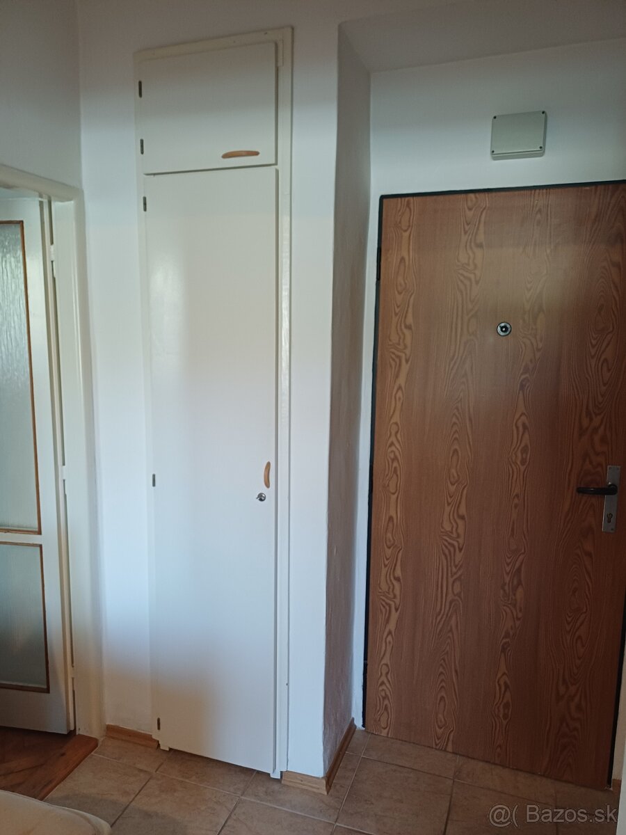 Predám 2 izbový byt. - 18